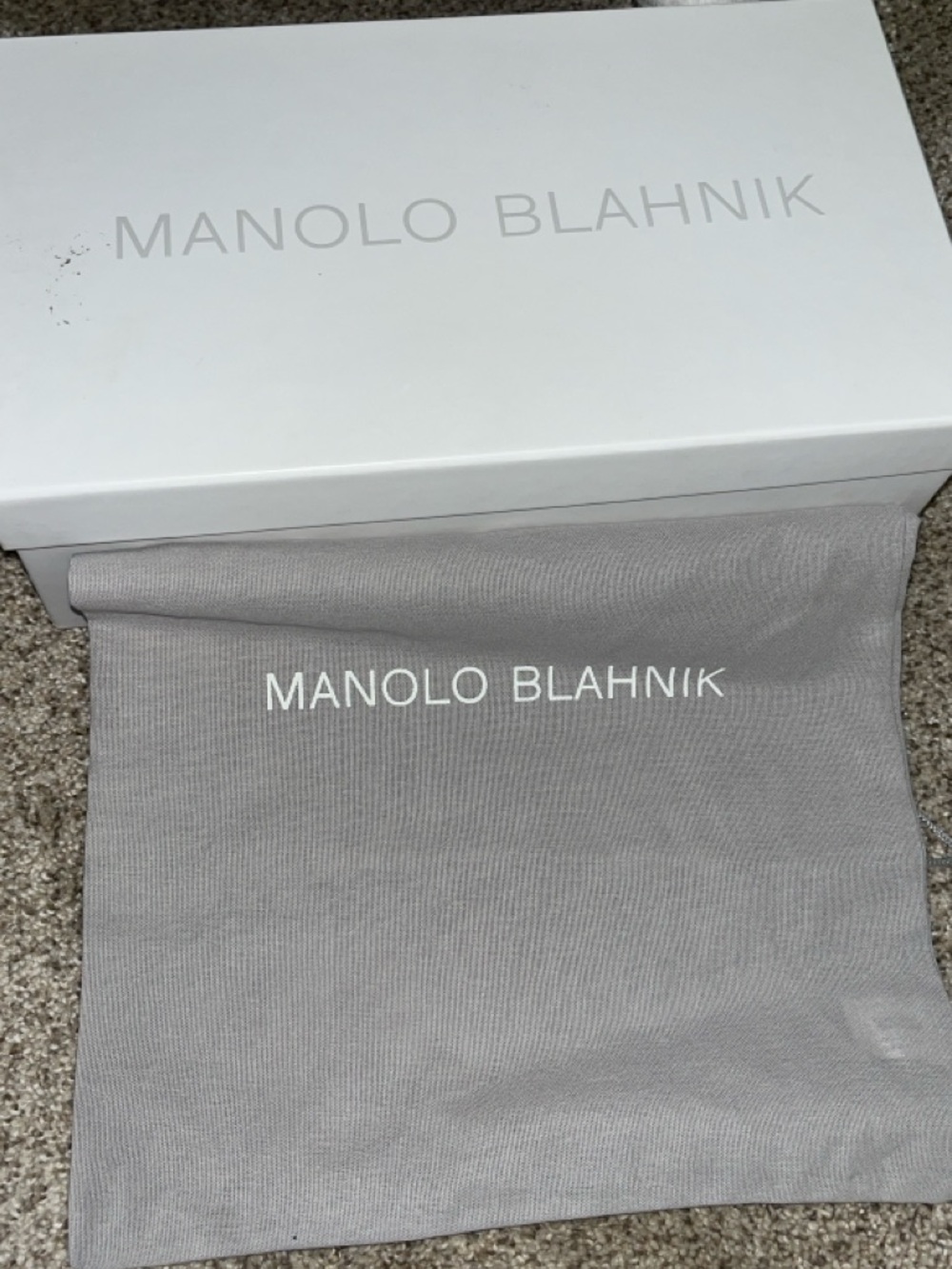 Manolo Blahnik Hangisi 90 Satin Pump with Blue Crystal Buckle 35.5 - Picture 15 of 15